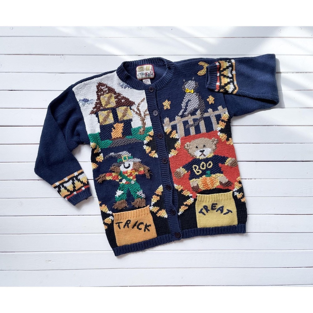 Halloween sweater 90s vtg Crystal Kobe scarecrow bear cat hand knit‎ cardigan
